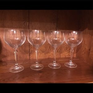 Set of Wine Glasses